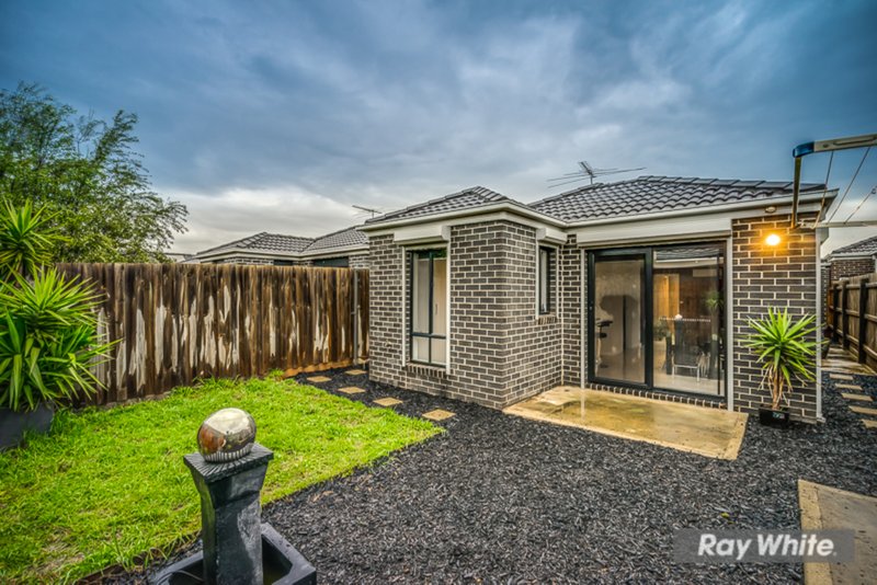 Photo - 1/12 Orlando Drive, Truganina VIC 3029 - Image 14