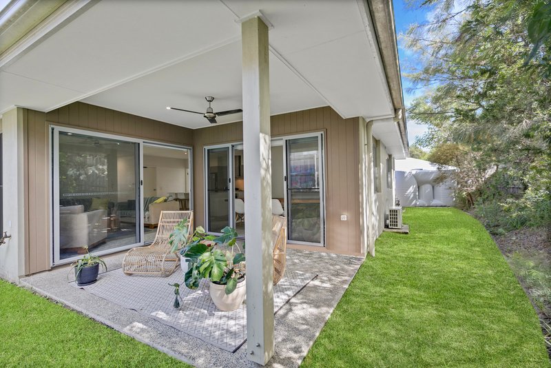 Photo - 11/2 Pandorea Court, Noosaville QLD 4566 - Image 7