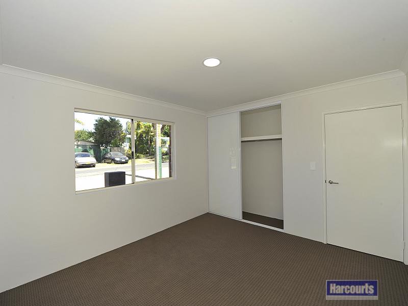 Photo - 1/12 Park Road, Mandurah WA 6210 - Image 6