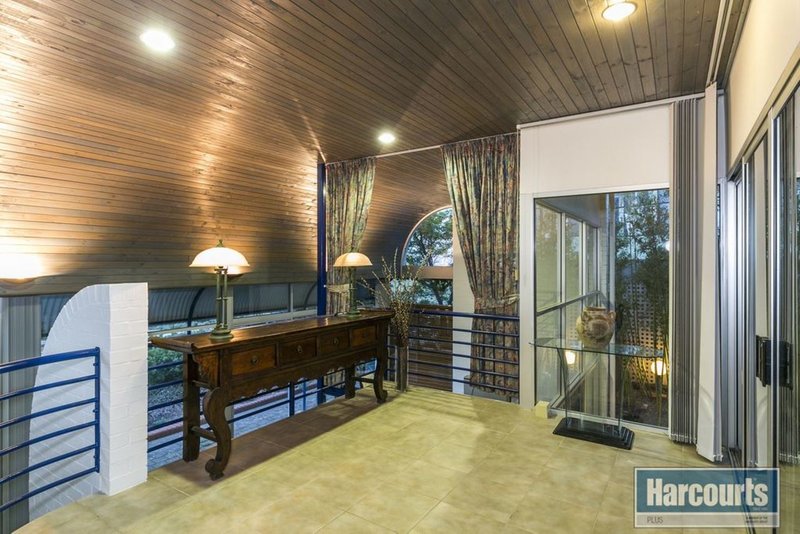 Photo - 112 Perry Barr Road, Hallett Cove SA 5158 - Image 5