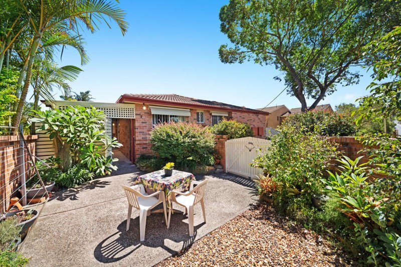 Photo - 1/12 Russell Street, East Gosford NSW 2250 - Image 2