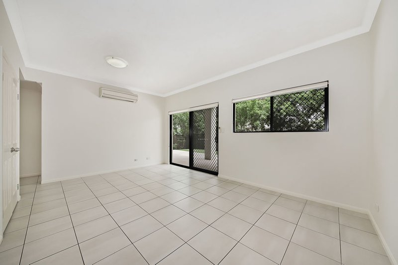 Photo - 1/12 Seeney Street, Zillmere QLD 4034 - Image 3