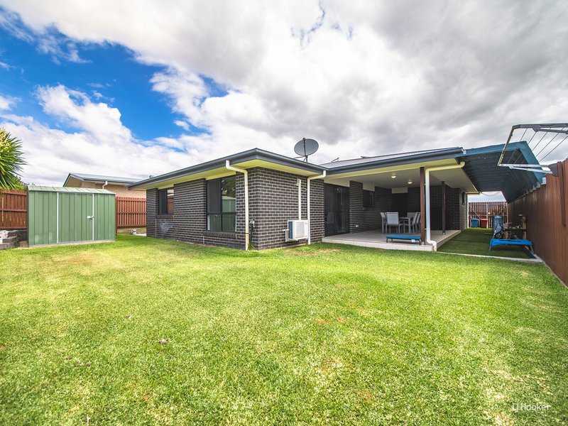 Photo - 112 Springfield Drive, Norman Gardens QLD 4701 - Image 10