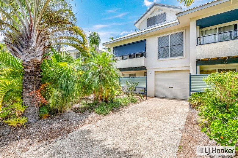 Photo - 11/2 Sylvan Drive, Moore Park Beach QLD 4670 - Image 2