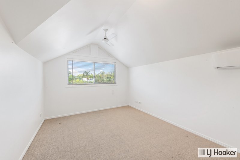 Photo - 11/2 Sylvan Drive, Moore Park Beach QLD 4670 - Image 7