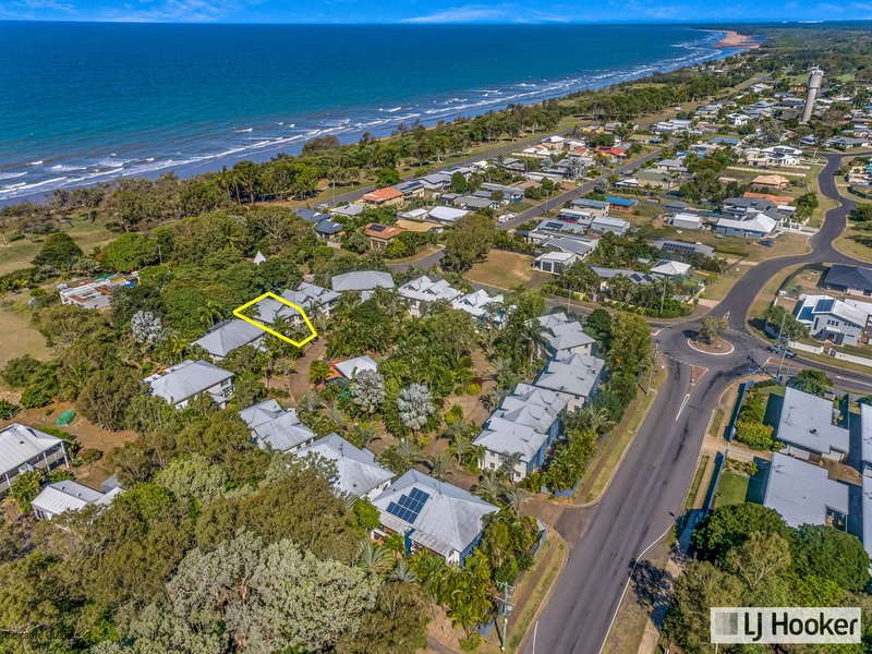 Photo - 11/2 Sylvan Drive, Moore Park Beach QLD 4670 - Image 21