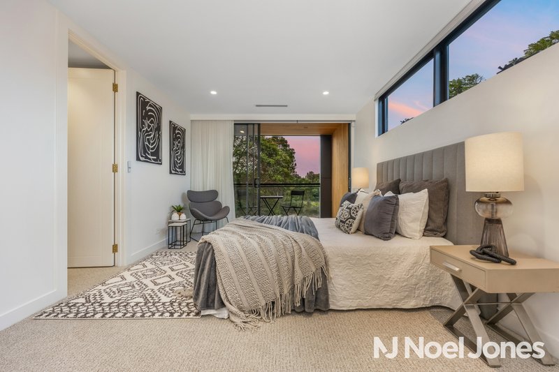 Photo - 112 Templestowe Road, Templestowe Lower VIC 3107 - Image 8