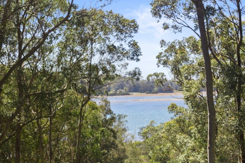 112 The Anchorage , Moruya Heads NSW 2537