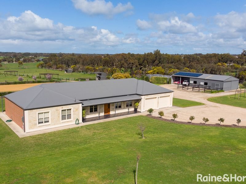 112 Trainers Way, Strathalbyn SA 5255