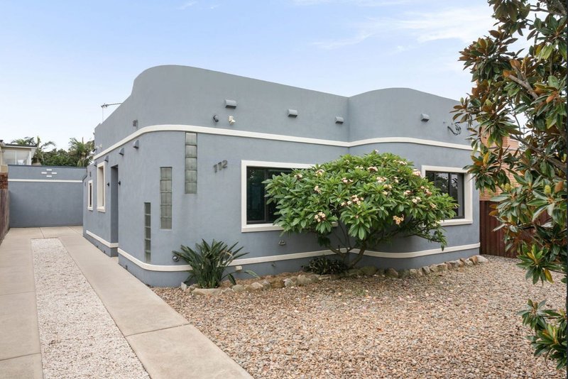 Photo - 112 Warringah Road, Narraweena NSW 2099 - Image 2