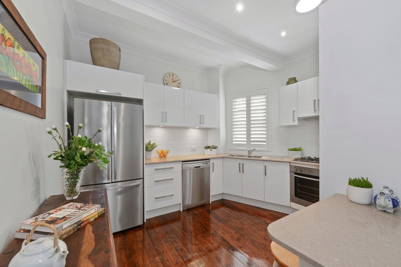 Photo - 11/2 Wellington Street, Woollahra NSW 2025 - Image 2