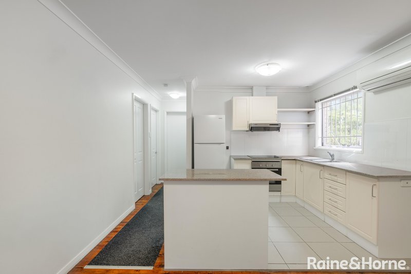 Photo - 11/2 Whipbird Avenue, Ingleburn NSW 2565 - Image 4