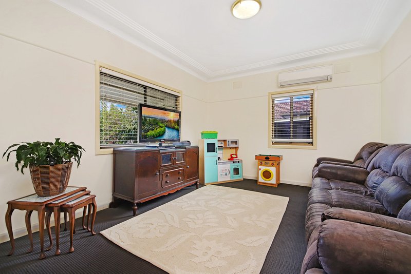 Photo - 112 Wycombe Street, Yagoona NSW 2199 - Image 2