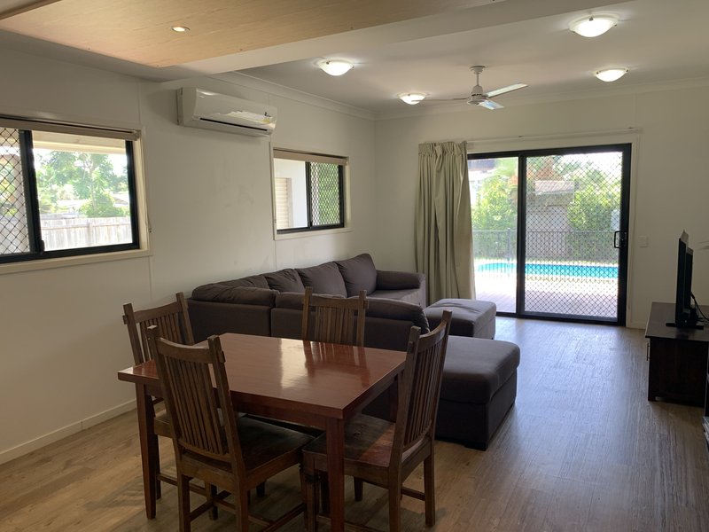 Photo - 1/12 Yileen Court, Rocky Point QLD 4874 - Image 8