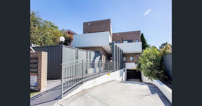 Photo - 1/12 Zuttion Avenue, Beverly Hills NSW 2209 - Image 1