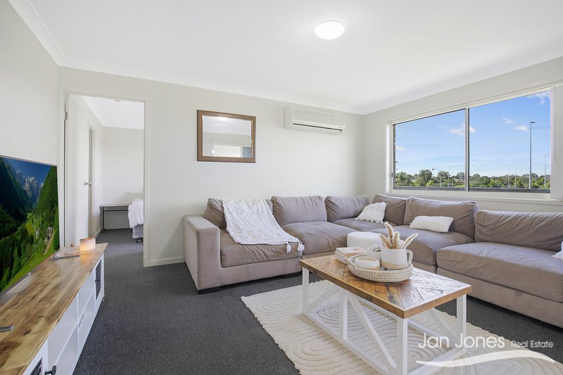 Photo - 11/20-22 Fleet Drive, Kippa-Ring QLD 4021 - Image 4