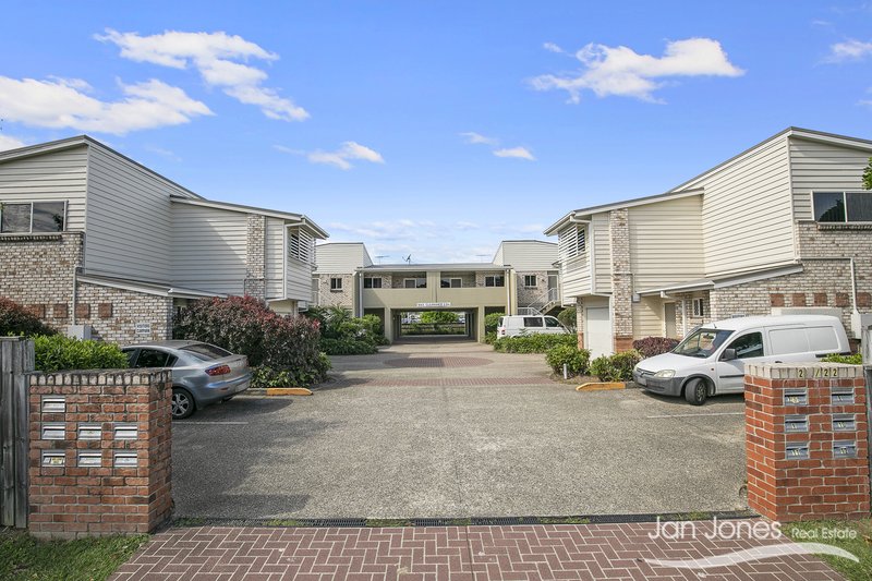 Photo - 11/20-22 Fleet Drive, Kippa-Ring QLD 4021 - Image 18