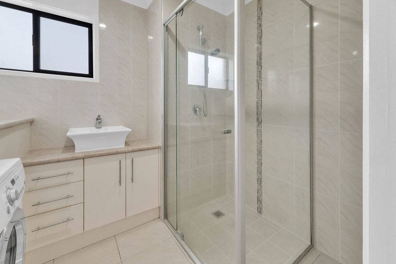 Photo - 11/20 Bright Avenue, Labrador QLD 4215 - Image 6