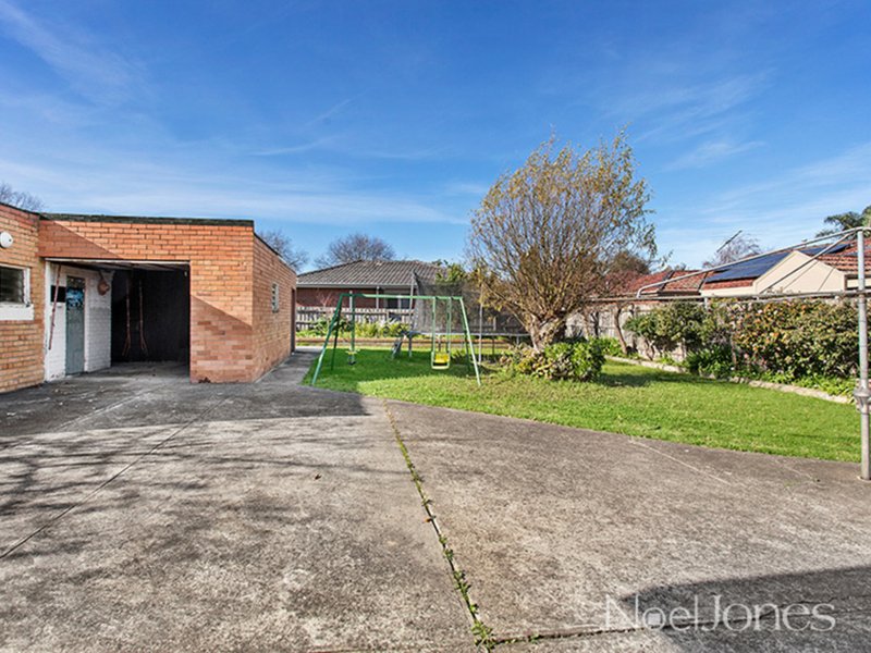 Photo - 1120 Burke Road, Balwyn North VIC 3104 - Image 5