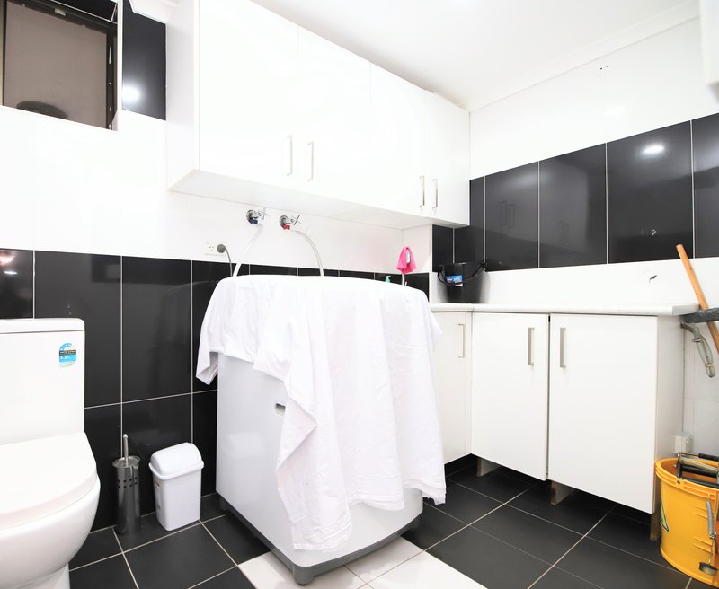 Photo - 11/20 Myrtle Road, Bankstown NSW 2200 - Image 7