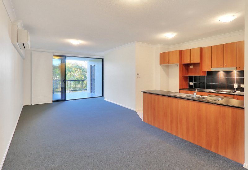 Photo - 11/20 Norton Street, Upper Mount Gravatt QLD 4122 - Image 4