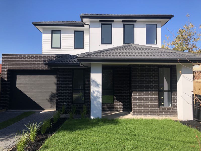 Photo - 1/120 Royal Parade, Reservoir VIC 3073 - Image 1