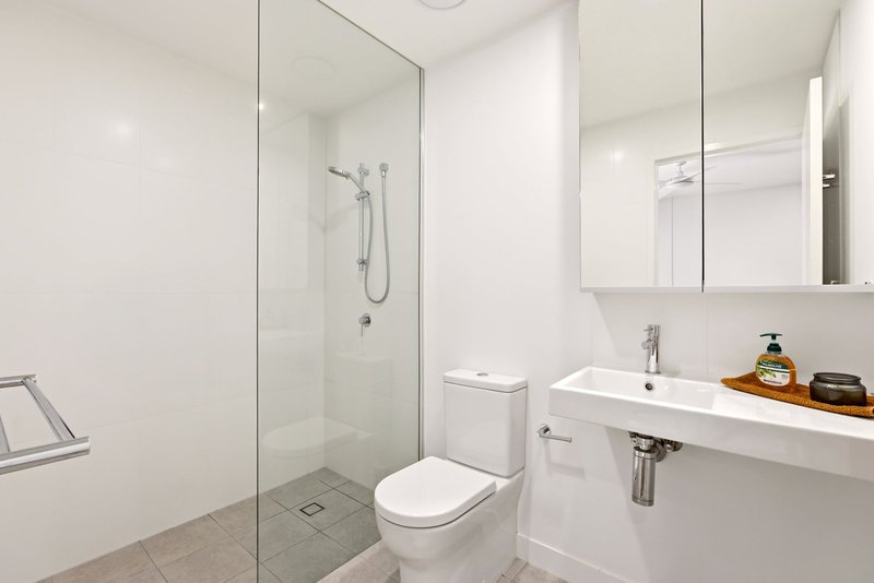 Photo - 11207/7 Wharf Street, Hamilton QLD 4007 - Image 12
