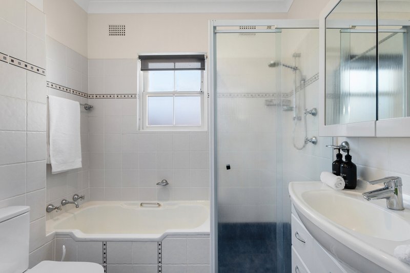 Photo - 11/208 Pacific Highway, Lindfield NSW 2070 - Image 7