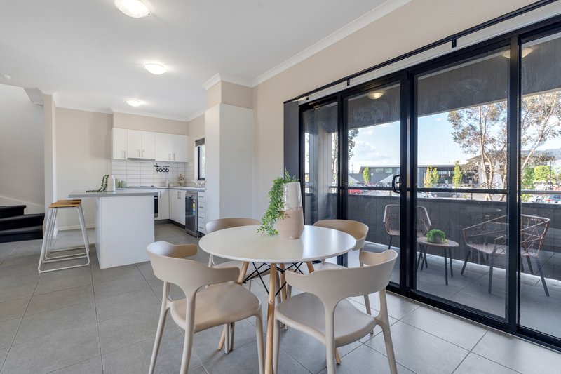 Photo - 112/1-15 Beddison Road, Craigieburn VIC 3064 - Image 5