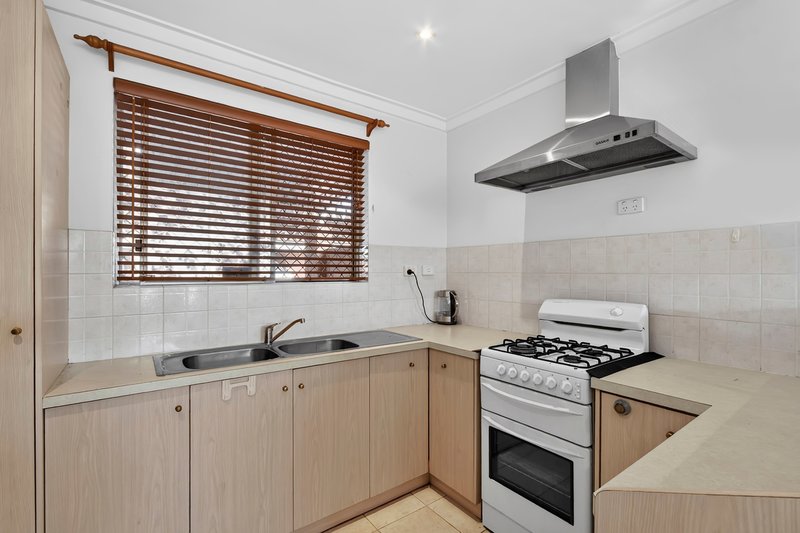 Photo - 1/121 Edward Street, Osborne Park WA 6017 - Image 5