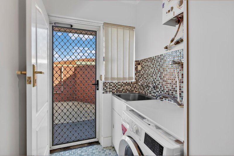 Photo - 1/121 Edward Street, Osborne Park WA 6017 - Image 10