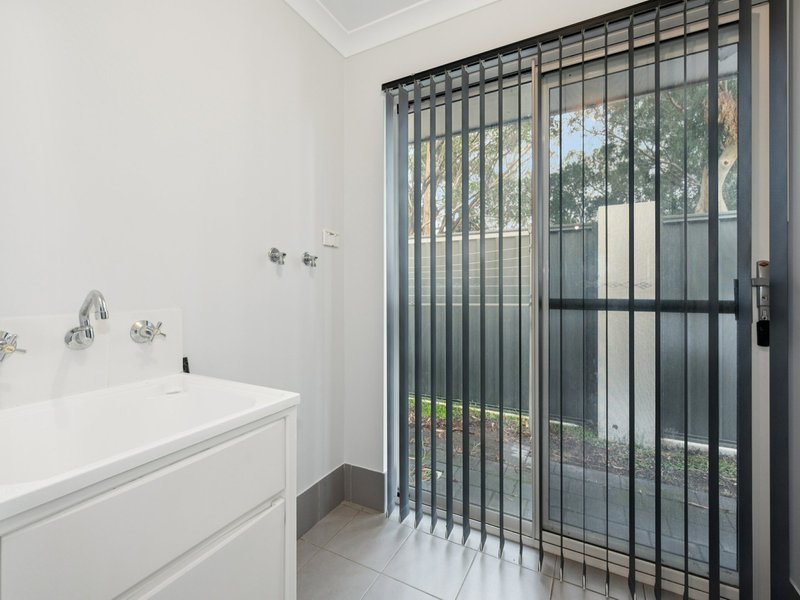 Photo - 1/121 Eighth Road, Armadale WA 6112 - Image 9