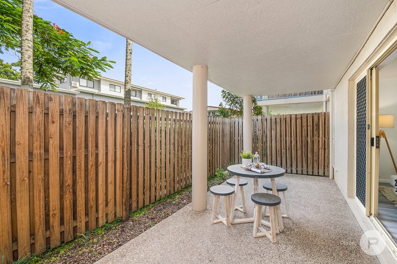 Photo - 1/121 Ekibin Road, Annerley QLD 4103 - Image 9