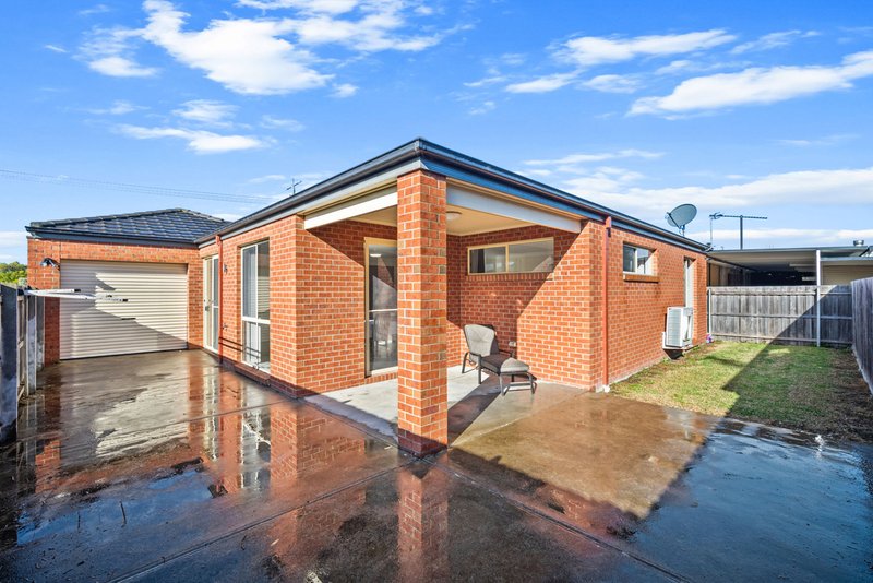 Photo - 1/121 Marley St , Sale VIC 3850 - Image 2