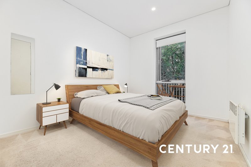 Photo - 11/210-220 Normanby Road, Notting Hill VIC 3168 - Image 2