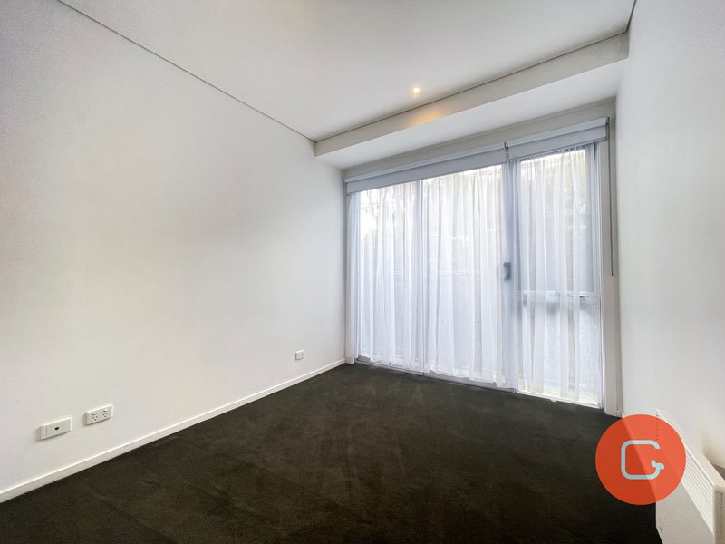 Photo - 11/213 Normanby Road, Notting Hill VIC 3168 - Image 5