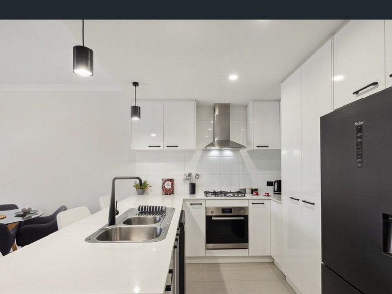Photo - 11/22 Brown Street, East Perth WA 6004 - Image 9