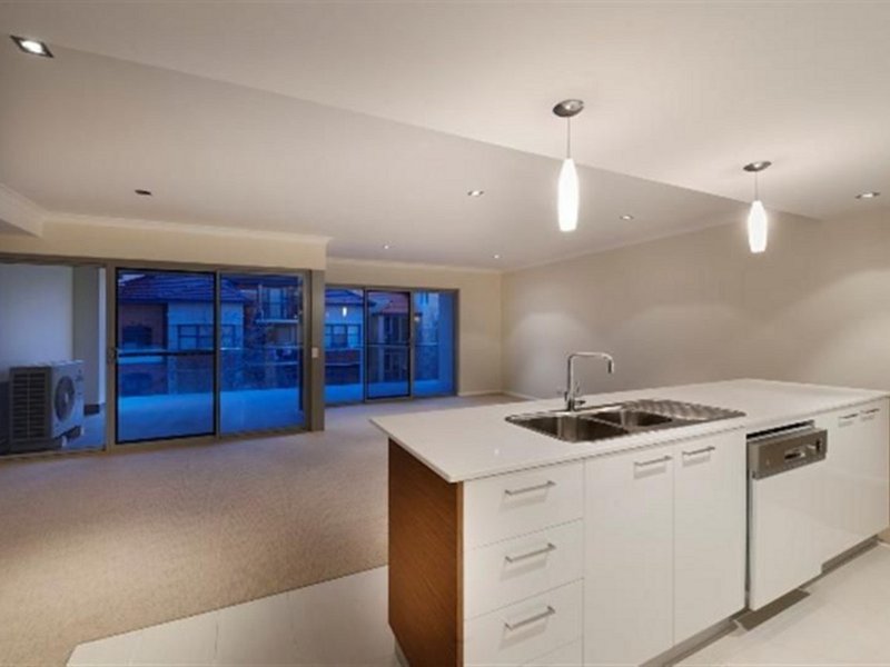 Photo - 11/22 Brown Street, East Perth WA 6004 - Image 14