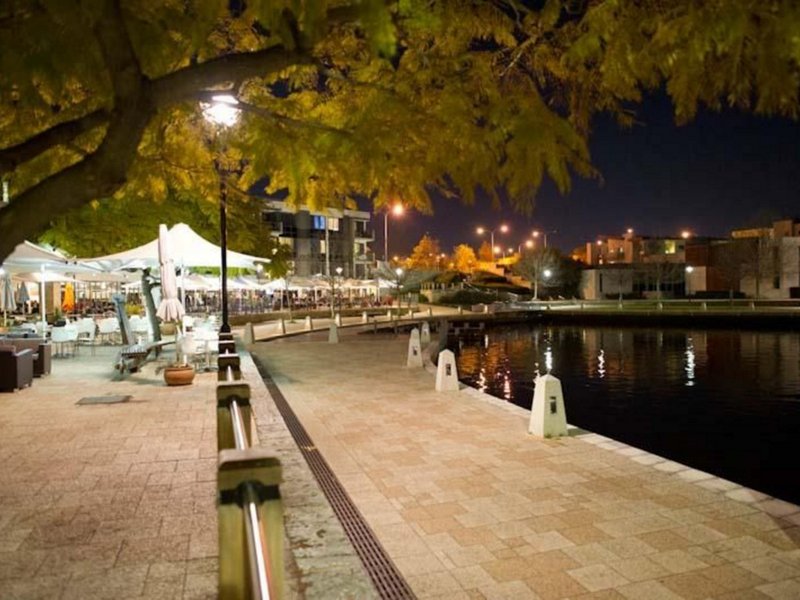Photo - 11/22 Brown Street, East Perth WA 6004 - Image 16