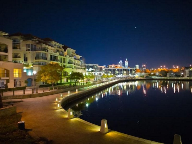 Photo - 11/22 Brown Street, East Perth WA 6004 - Image 19