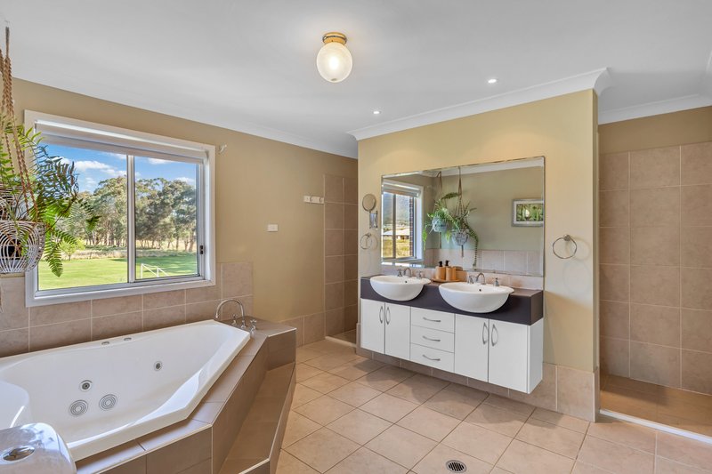 Photo - 1122 Leggetts Drive, Mount Vincent NSW 2323 - Image 18