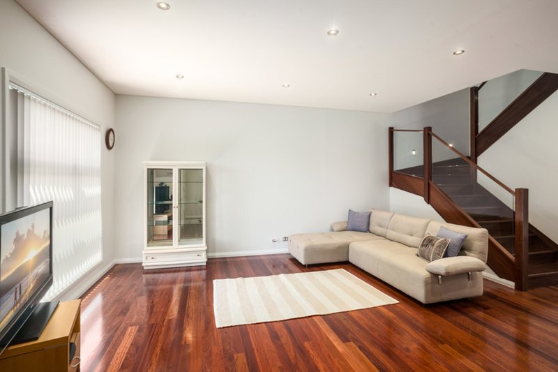 Photo - 1/122 Robsons Road, West Wollongong NSW 2500 - Image 2