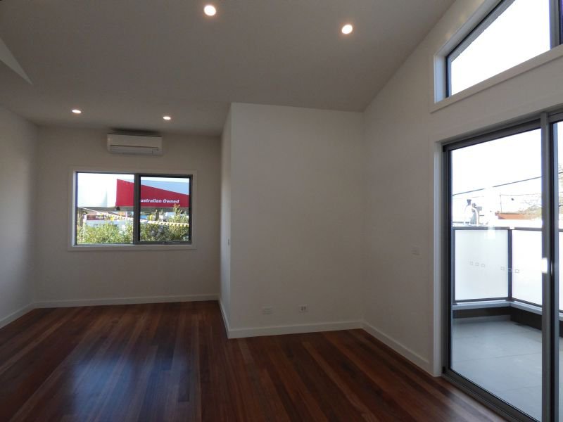 Photo - 11/226 Gower Street, Preston VIC 3072 - Image 3