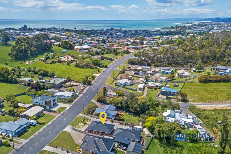 Photo - 1/123 South Road, West Ulverstone TAS 7315 - Image 4