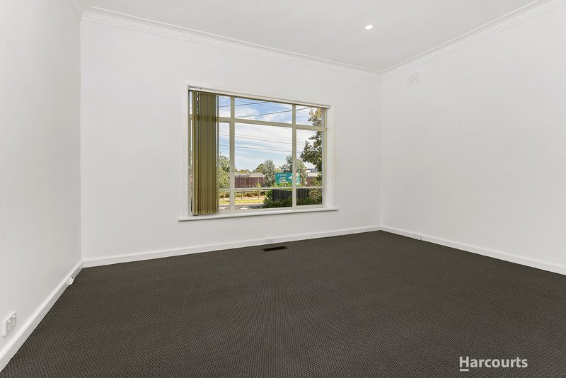 Photo - 1/123 Springfield Road, Blackburn North VIC 3130 - Image 4