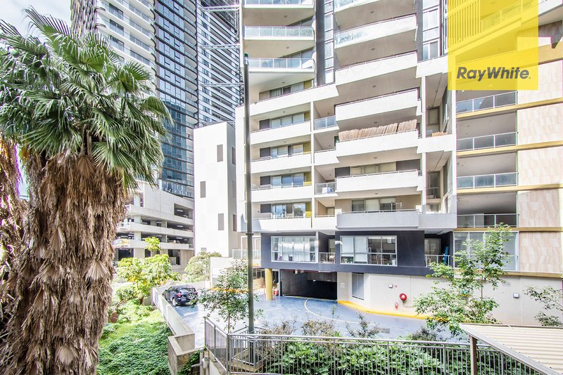 Photo - 112/31-37 Hassall Street, Parramatta NSW 2150 - Image 11