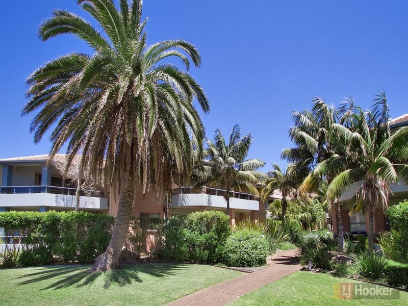 Photo - 1/1235 Pittwater Road, Narrabeen NSW 2101 - Image 1