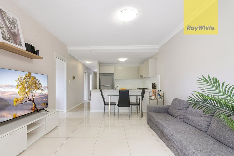 Photo - 11/24-26 Rosehill Street, Parramatta NSW 2150 - Image 4