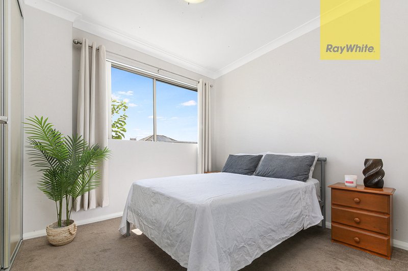 Photo - 11/24-26 Rosehill Street, Parramatta NSW 2150 - Image 6