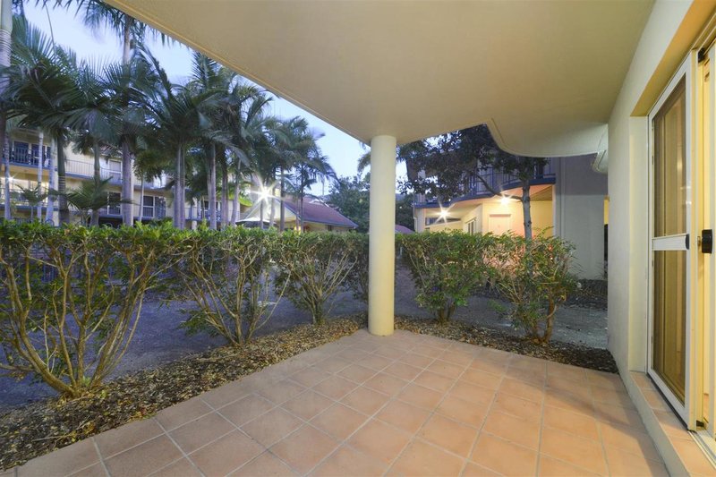 Photo - 11/24 Beach Road, Cannonvale QLD 4802 - Image 13